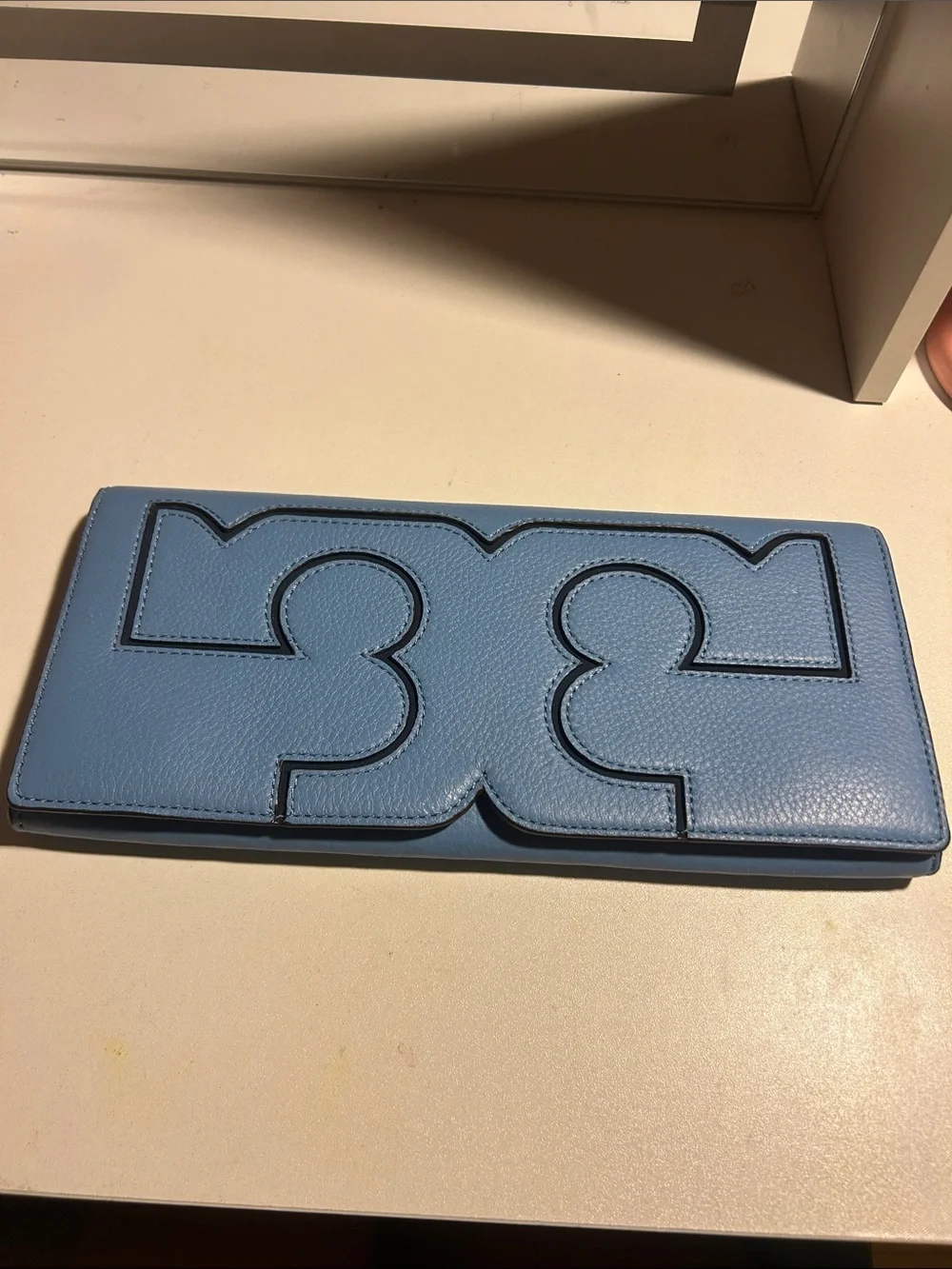 Tory Burch Sky Blue Leather Continental Card Holder cletch